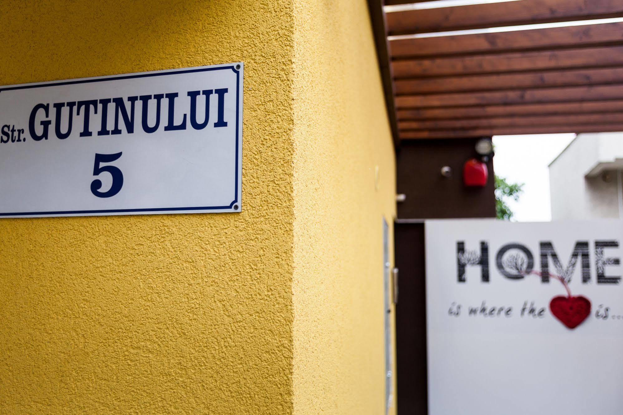Aparthotel Gutinului Cluj-Napoca Buitenkant foto